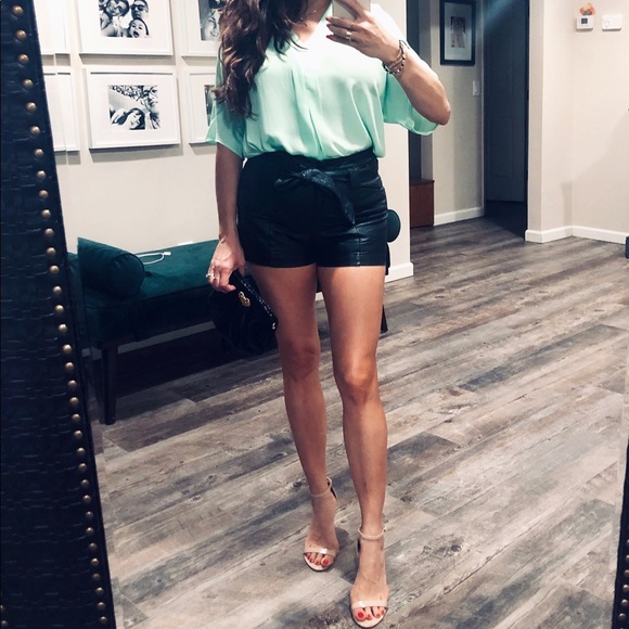 Meet your Posher, Rachel - Picture 8 of 8